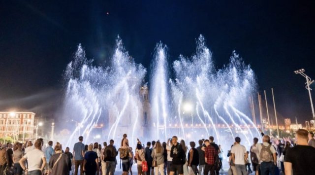 Sber launched its musical fountain of the main square of the Far Eastern capital